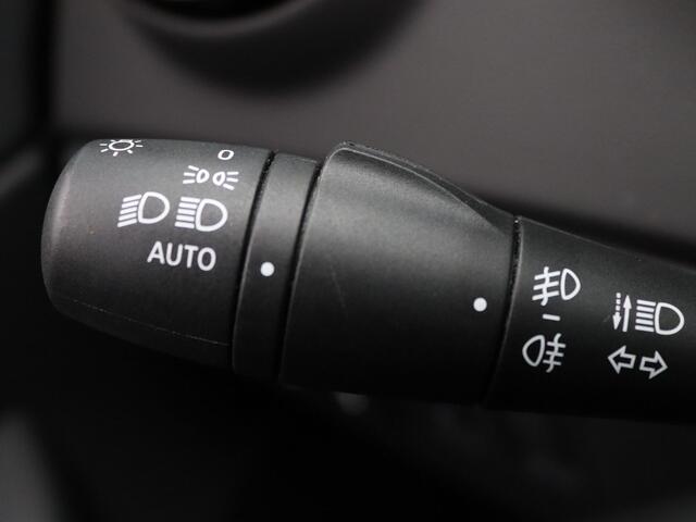 Renault CAPTUR TCe Intens 90pk Camera | Cruise | Navi | Parkeersens. v+a | Trekhaak