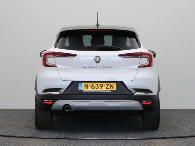 Renault CAPTUR TCe 130pk EDC/Autom. Intens | Dealer onderhouden | Climate Control | Parkeersensoren achter | 17" lichtmetaal |