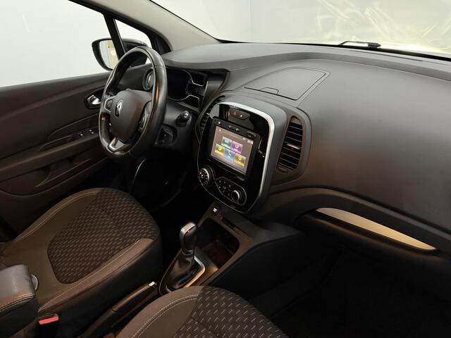 Renault CAPTUR 1.2 TCe Intens Camera, Clima, Keyless start, Cruise control, Bluetooth, Lichtmetalen, Trekhaak, Eco mode, A start stop