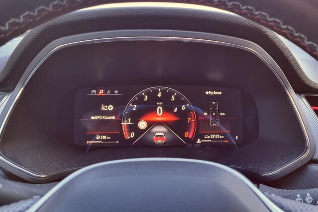 Renault CAPTUR 1.0 TCe R.S. Line, Origineel NL, Camera, Half leder, Trekhaak, Navigatie, Keyless, Full LED, Carplay, Lane Assist.