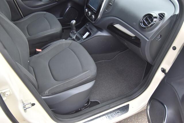 Renault CAPTUR 0.9 TCe Limited , TREKHAAK , AIRCO , NAVI , CR CONTR , PDC A , LMV16 ,