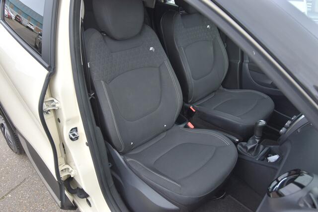 Renault CAPTUR 0.9 TCe Limited , TREKHAAK , AIRCO , NAVI , CR CONTR , PDC A , LMV16 ,