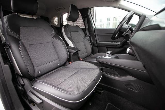 Renault CAPTUR 1.6 E-Tech Plug-in Hybrid 160 Initiale Paris | trekhaak | Apple cp/Android auto