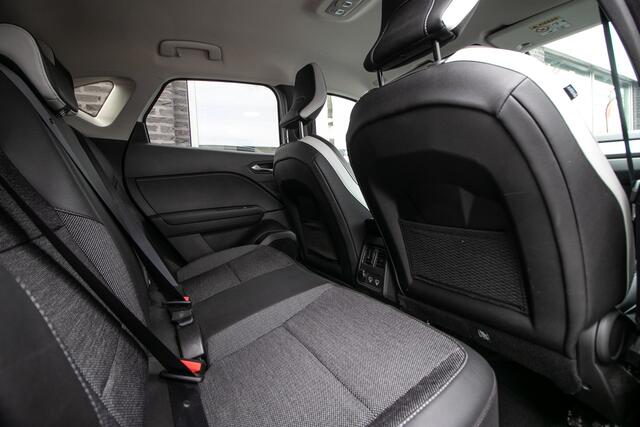 Renault CAPTUR 1.6 E-Tech Plug-in Hybrid 160 Initiale Paris | trekhaak | Apple cp/Android auto