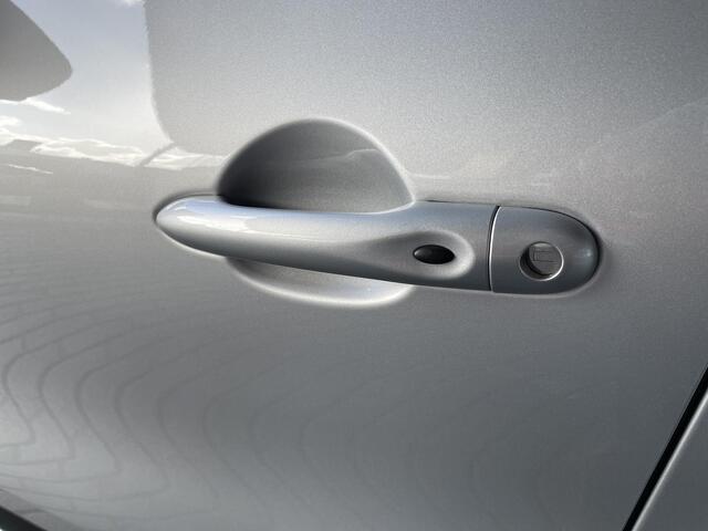 Renault CAPTUR 0.9 TCe Intens / TREKHAAK / NAVI / PDC + CAMERA / CLIMATE CONTROL /