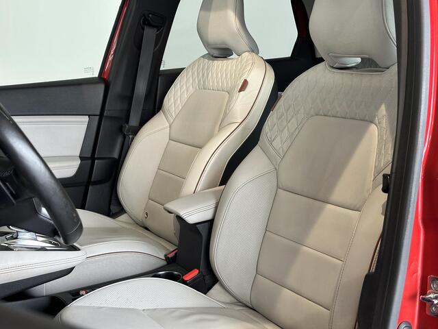 Renault CAPTUR 1.3 TCe 140 EDC Initiale Paris | TREKHAAK | PANORAMADAK | 360 CAMERA | BOSE AUDIOSYSTEEM | ADAPTIVE CRUISE CONTROL