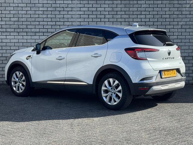 Renault CAPTUR 1.6 E-Tech Plug-in Hybrid 160 Intens | Trekhaak | Achteruitrijcamera | Apple CarPlay / Android Auto | Navigatie |