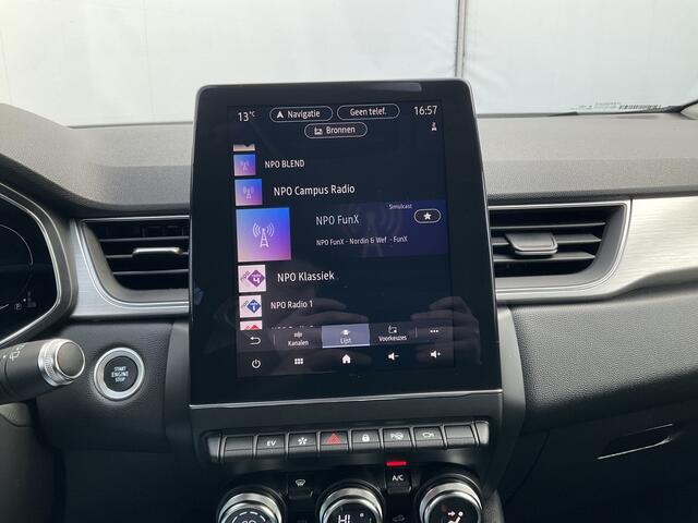 Renault CAPTUR 1.6 E-Tech Plug-in Hybrid 160 Intens Trekhaak 360-Cam Nav/Cruise Orig.NL Voll.Onderhouden!