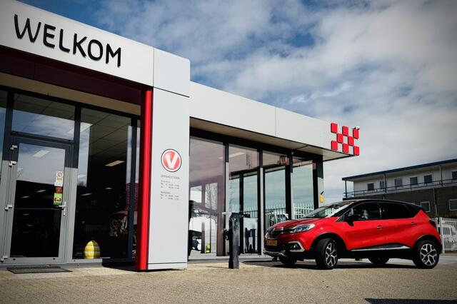 Renault CAPTUR 1.3 TCe Intens | TREKHAAK | PANO | CAMERA