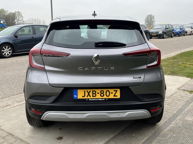 Renault CAPTUR 1.6 E-Tech Hybrid 145PK Dealer onderhouden / Navi / Apple Carplay - Android Auto / Climate / 2e Paasdag open 09.00-17.00 uur