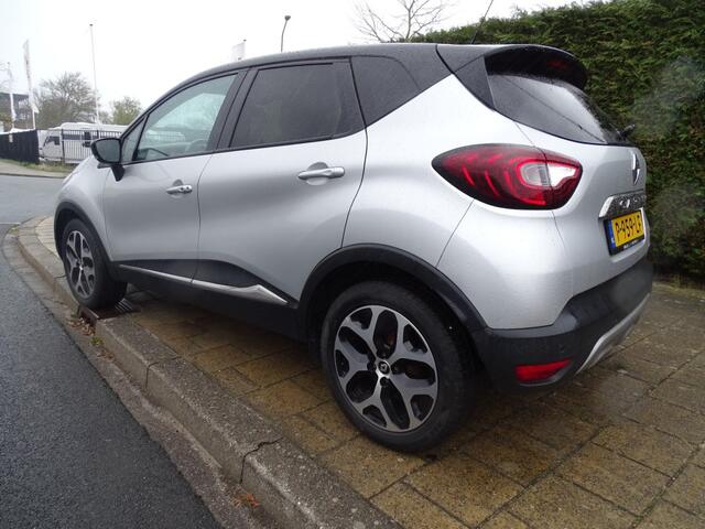 Renault CAPTUR 1.2 TCE INTENS-Auto-Clima-Cam-Keyless-Navi-Pdc