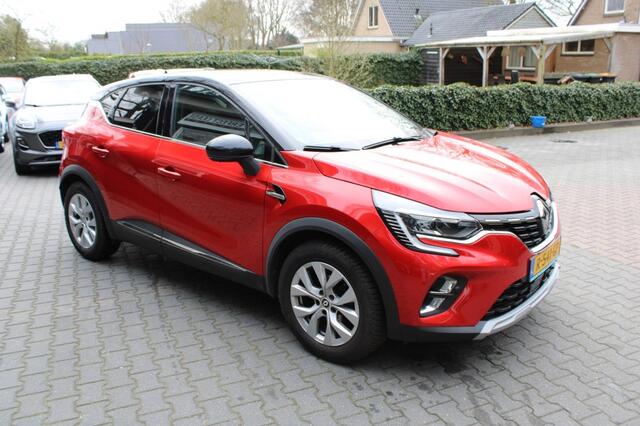 Renault CAPTUR 1.3 TCe 140PK Automaat Intens - Keyless DAB Navi