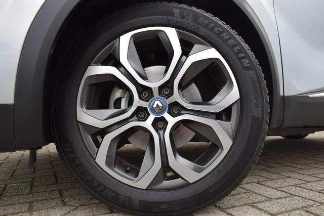 Renault CAPTUR 1.6 E-Tech Plug-in Hybrid 160 Intens | Trekhaak | Navigatie | Climate Control |