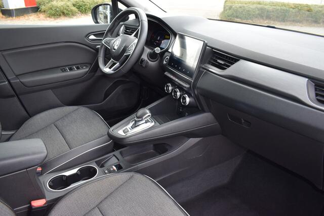 Renault CAPTUR 1.6 E-Tech Plug-in Hybrid 160 Intens | Trekhaak | Navigatie | Climate Control |