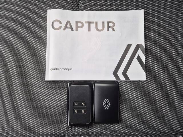 Renault CAPTUR 1.3 mild hybrid 160 techno Automaat / Fabrieksgarantie tot 08-2026 / Pack Driving / Trekgewicht 1200 kg / Stuurverwarming / Apple Carplay Android Auto / Dealer onderhouden / Adaptief CC / Achteruitrijcamera /
