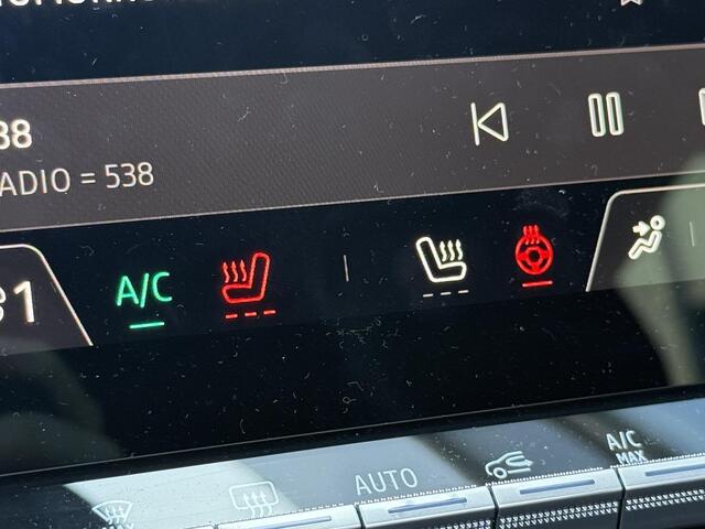 Renault CAPTUR 1.3 mild hybrid 160 esprit Alpine | Panoramadak | Stoelverwarming | Navigatie | Achteruitrijcamera |