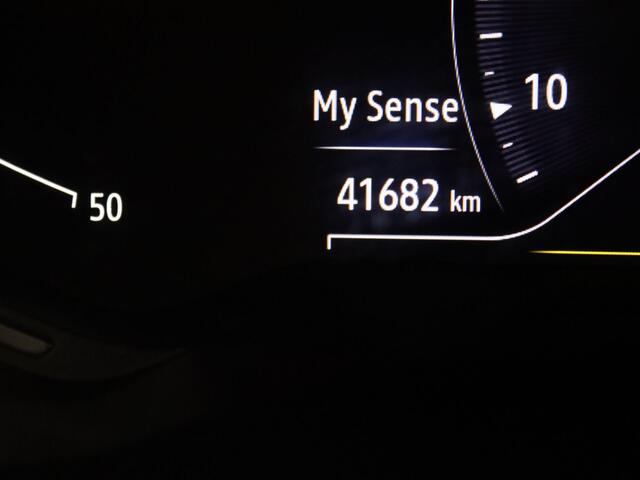 Renault CAPTUR TCe 90pk Intens Camera | Cruise | Navi | Parkeersens. v+a