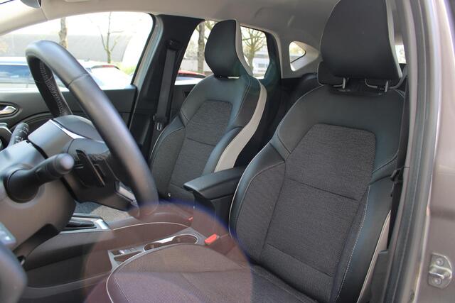 Renault CAPTUR 1.3 TCe 140 R.S. Line | Cruise Control | Achteruitrijcamera | Parkeersensoren Voor en Achter