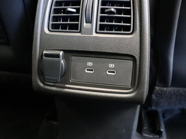 Renault CAPTUR 145pk E-Tech full hybrid Esprit Alpine | Stuurverwarming | Adaptive Cruise | Digitale Cockpit | Achteruitrijcamera | Google Navigatie |