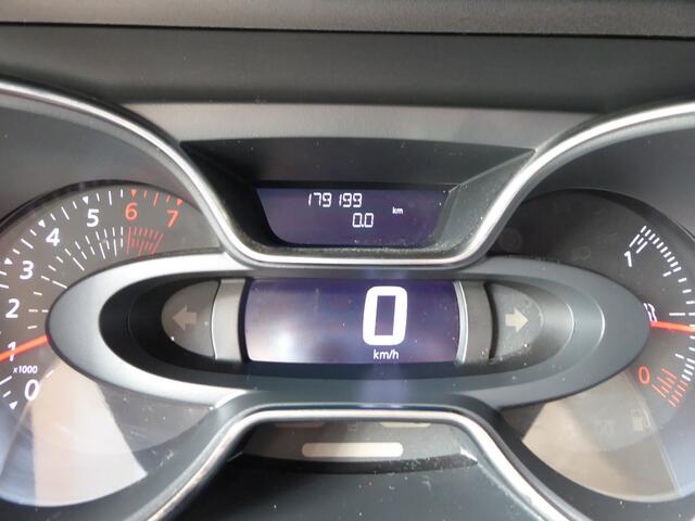 Renault CAPTUR TCe 90PK Intens NAVI, TREKH, CLIMA, CRUISE, PDC V+A