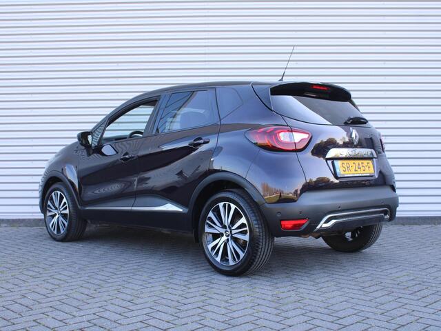 Renault CAPTUR 1.2 TCe Initiale Paris | Stoelverwarming | Camera | Leer | Bose audio | Dodehoek detectie | LED | 17" LM | Apple Carplay/Android Auto | Clima |