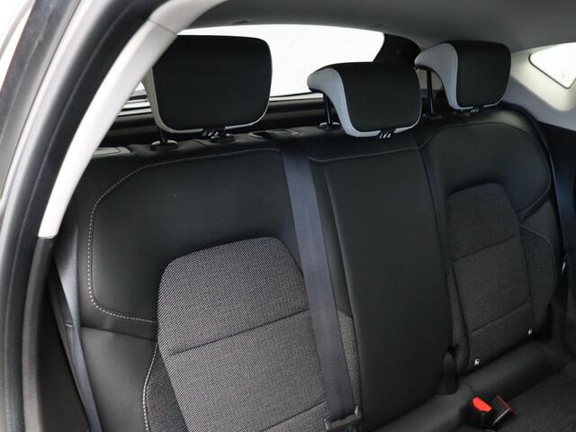 Renault CAPTUR TCe 90pk techno | 1e Eigenaar | Dealer onderhouden | Achteruitrijcamera | Parkeersensoren voor en achter | Apple Carplay & Android Auto | Navigatie |