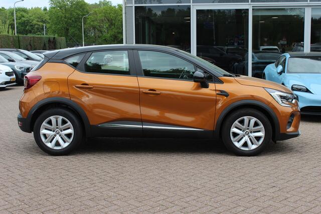 Renault CAPTUR 1.0 TCe 90 Zen / Trekhaak / Camera / Navigatie / 17'' / Keyless / DAB / Cruise Control / Parkeerhulp V+A