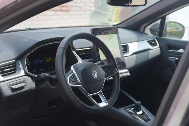 Renault CAPTUR 1.8 E-Tech full hybrid 160pk techno | Navi | App Connect | Climate | Adaptive Cruise | Keyless | Camera | Winter Pakket