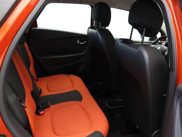 Renault CAPTUR 0.9 TCe Limited | Trekhaak | Navigatie | Cruise control | Lichtmetalen velgen | Airco |