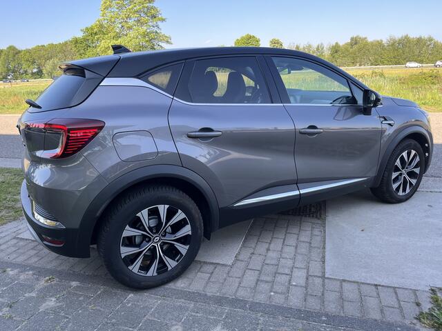 Renault CAPTUR 1.3 TCe 140PK / Automaat /