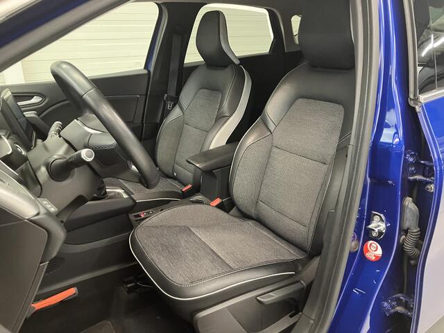 Renault CAPTUR 1.0 TCe 90 Intens / Eerste Eigenaar / Dealer Onderhouden / Navigatie / Climate Control / Cruise Control / Half Lederen Bekleding / LED Verlichting / Apple CarPlay/Android Auto /