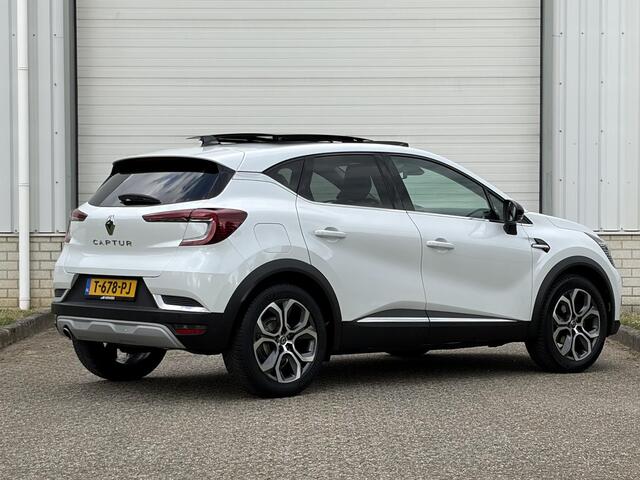 Renault CAPTUR 1.3 TCe 155 Intens / Schuif - Kanteldak / Apple Carplay / Android Auto /