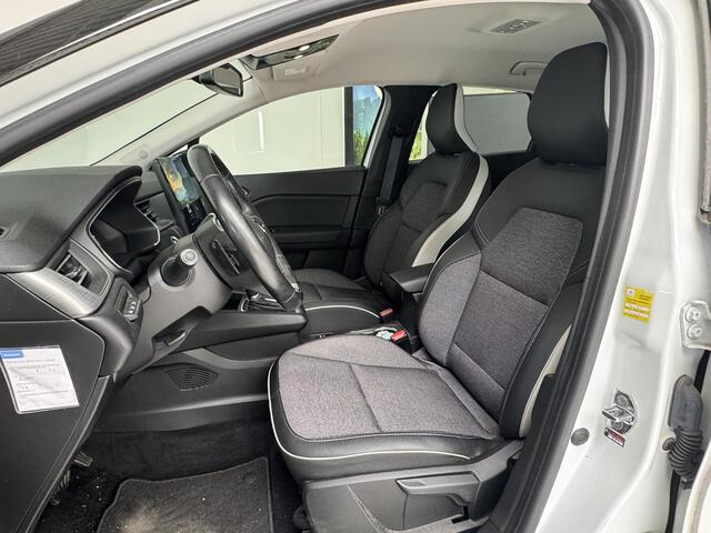 Renault CAPTUR 1.3 TCe 130 Intens | Automaat | Stoelverwarming | Achteruitrijcamera | Navigatie |