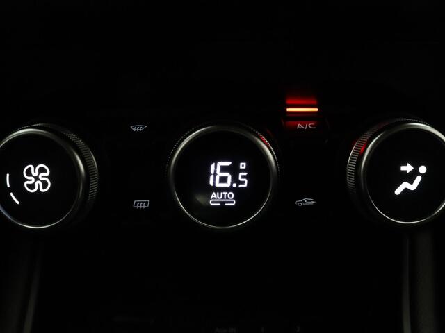 Renault CAPTUR TCe Intens 130pk Camera | Cruise | Navi | Parkeersens. v+a | Trekhaak