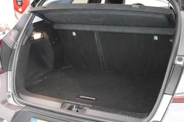 Renault CAPTUR 1.3 TCe 140 Intens | Camera | Navigatie | Climate control | AppleCArplay AndroidAuto | LED |