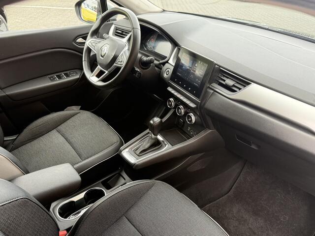 Renault CAPTUR 1.3 TCe 140 Intens Schuifdak / Camera / Trekhaak/ Navi / Carplay