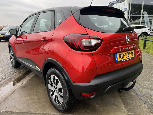 Renault CAPTUR 0.9 TCe / Trekhaak / Parkeersenoren. Achter / Keyless / Airco / Armsteun / LMV /