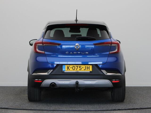 Renault CAPTUR 1.0 TCe 100 Intens | Trekhaak | Stuurverwarming | Climate control | Cruise control | Lichtmetalen velgen 17'' |