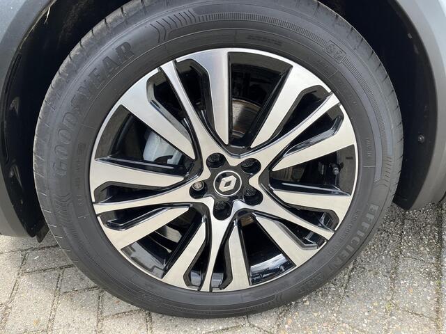 Renault CAPTUR 1.6 E-Tech plug-in hybrid 160 iconic AUTOMAAT l LEDER INTERIEUR l CAMERA 360 l BIJ ONS DEALER ONDERHOUDEN
