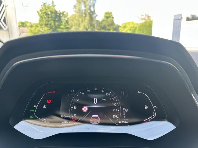 Renault CAPTUR 1.3 TCe 140 EDC Intens | Lage kilometerstand | Camera en Parkeersensoren | Navigatie | Nederlandse auto |