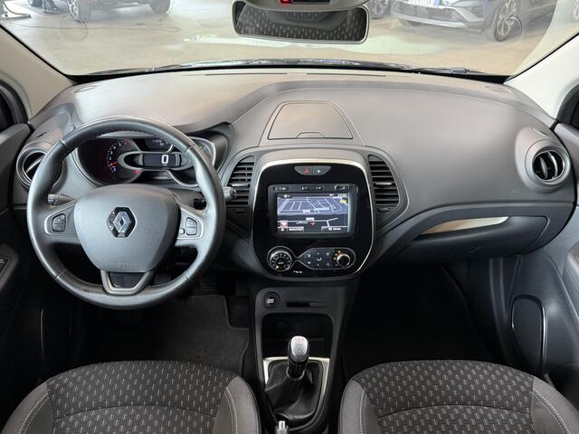 Renault CAPTUR 0.9 TCe Intens | Navi | 17 " | PDC | Stoelverwarming | Led | Bluetooth | Clima | Keurig netjes onderhouden.