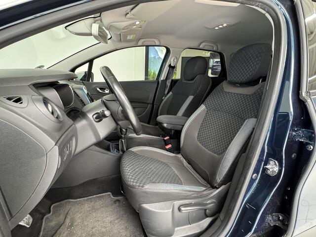 Renault CAPTUR 1.2 TCe Intens | Navigatie | Camera | All-Season Banden | BOSE-Audio |