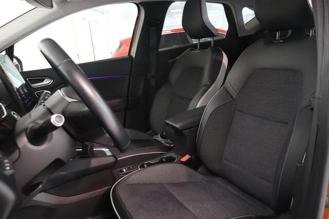 Renault CAPTUR 1.0 TCe 100 Bi-Fuel Intens | Camera | LPG-G3 | Navigatie | Trekhaak | All season |