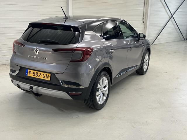 Renault CAPTUR 1.3 TCe 140 Intens / Nederlandse Auto / Dealer Onderhouden / Navigatie / Trekhaak 1500 KG / Camera / Half Lederen Bekleding / Climate Control / Cruise Control /