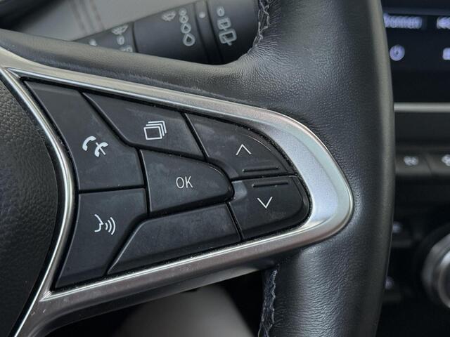 Renault CAPTUR 1.6 E-Tech Hybrid 145 Initiale Paris btw |AUTOMAAT | Cruise & Climate Control |Beige lederen bekleding | Navigatie | Stoel verwarming |Schuif-/kanteldak | etc etc