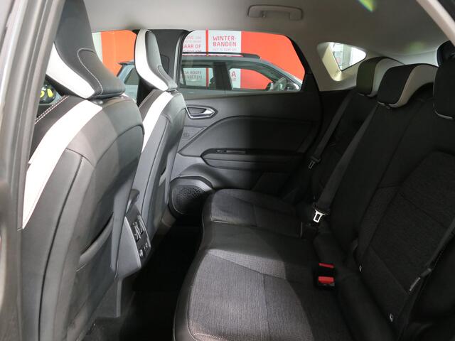 Renault CAPTUR 1.3 TCe 155 Intens *1.500kg Trekgewicht!* - Trekhaak - Rondomzicht camera - Dodehoek