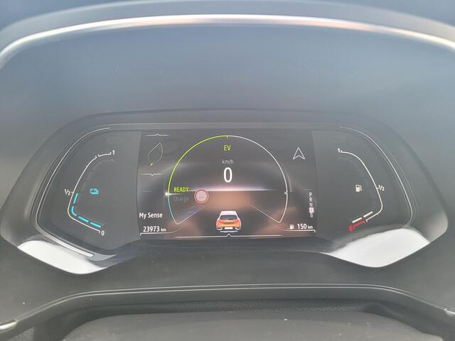 Renault CAPTUR 1.6 E-Tech Hybrid 145 Intens | Navigatie | Camera | Trekhaak | 1e Eigenaar | Dealer Onderhouden!