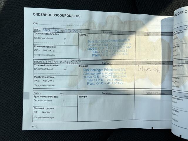 Renault CLIO Estate 0.9 TCe Limited / Keyless / Armsteun / Airco / PDC A / Cruise / DAB / 2e Pinksterdag Open 09.00 - 17.00 uur