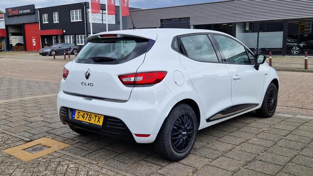 Renault CLIO 1.2 16V
