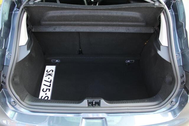 Renault CLIO 0.9 TCe Intens | TREKHAAK | NAVI | CAMERA | PARKEERSENSOREN V+A | CLIMATE CONTROL | CRUISE CONTROL